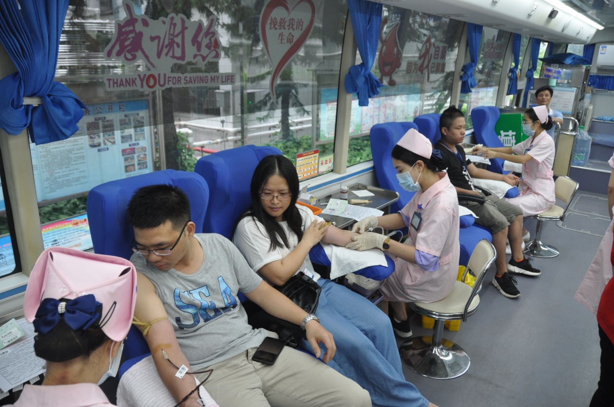 風(fēng)華高科參加省運(yùn)會(huì)應(yīng)急救援隊(duì)無償獻(xiàn)血活動(dòng)