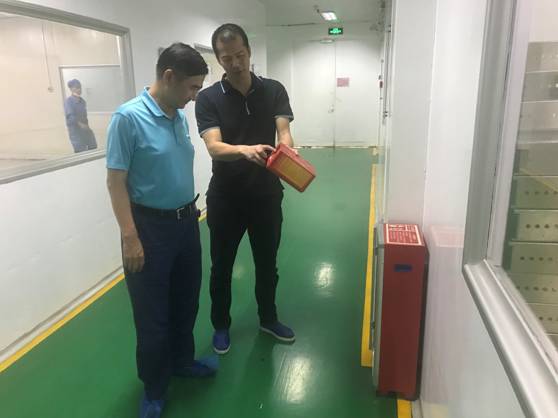 王廣軍董事長到芯電公司開展調研和安全環保檢查